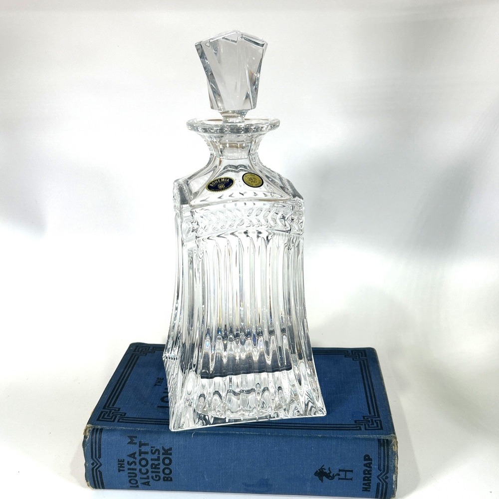 Vtg Bohemia Crystal Whisky Decanter 24% PbO 10.5x4.75 inch Elegant Old Money New